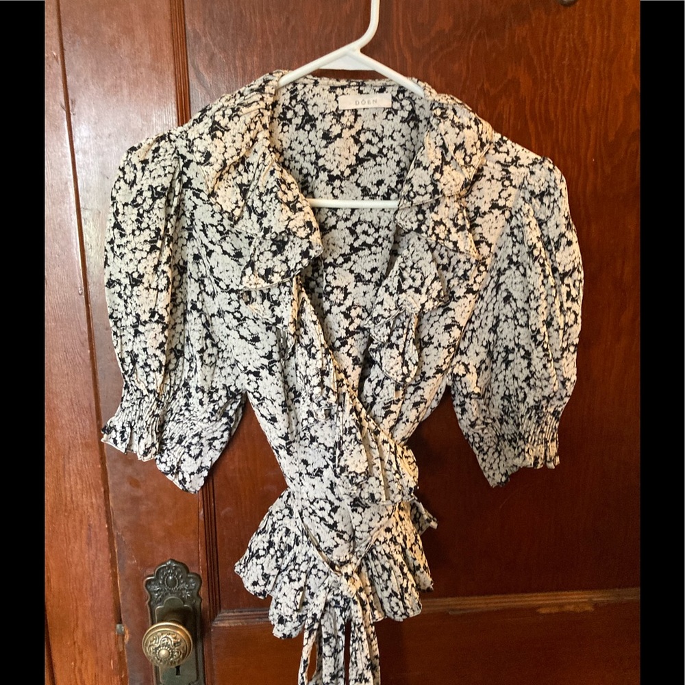 Doen cropped wrap blouse